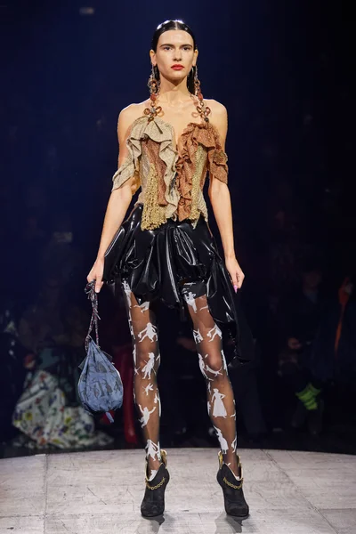 Look 6